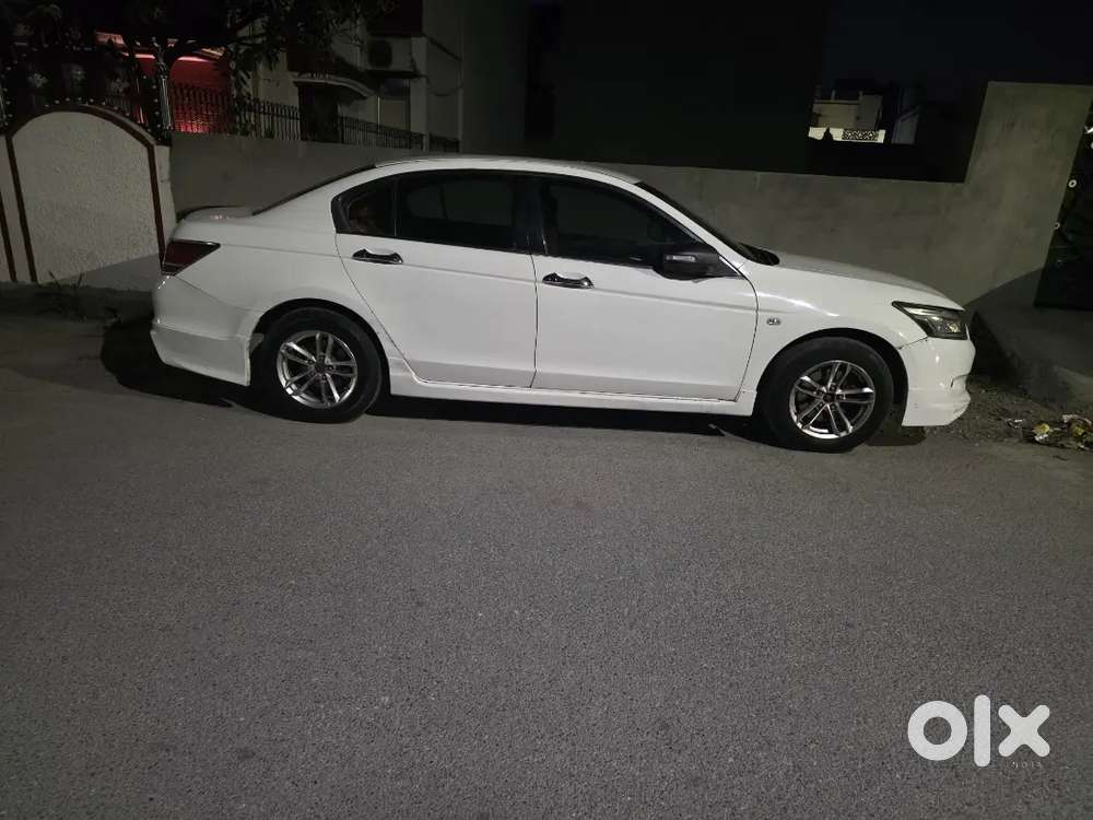 Honda New Accord 2008 Petrol Well Maintained