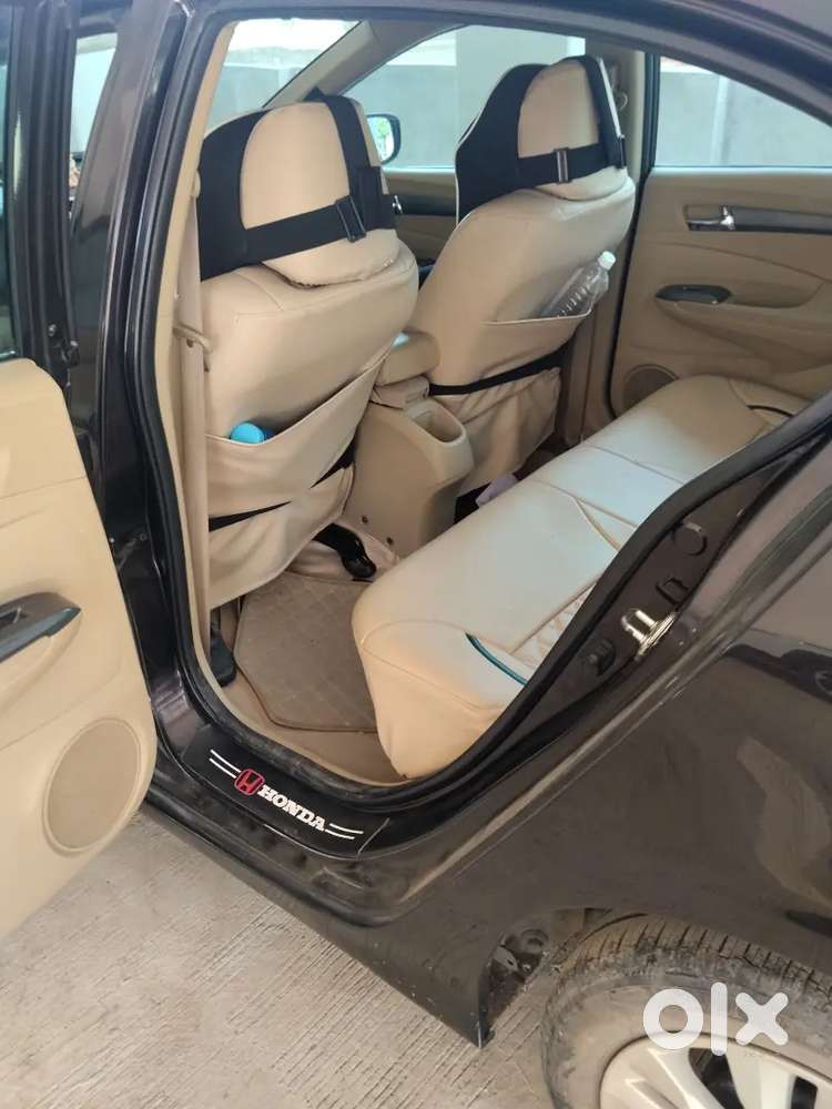 Fully Luxury Car