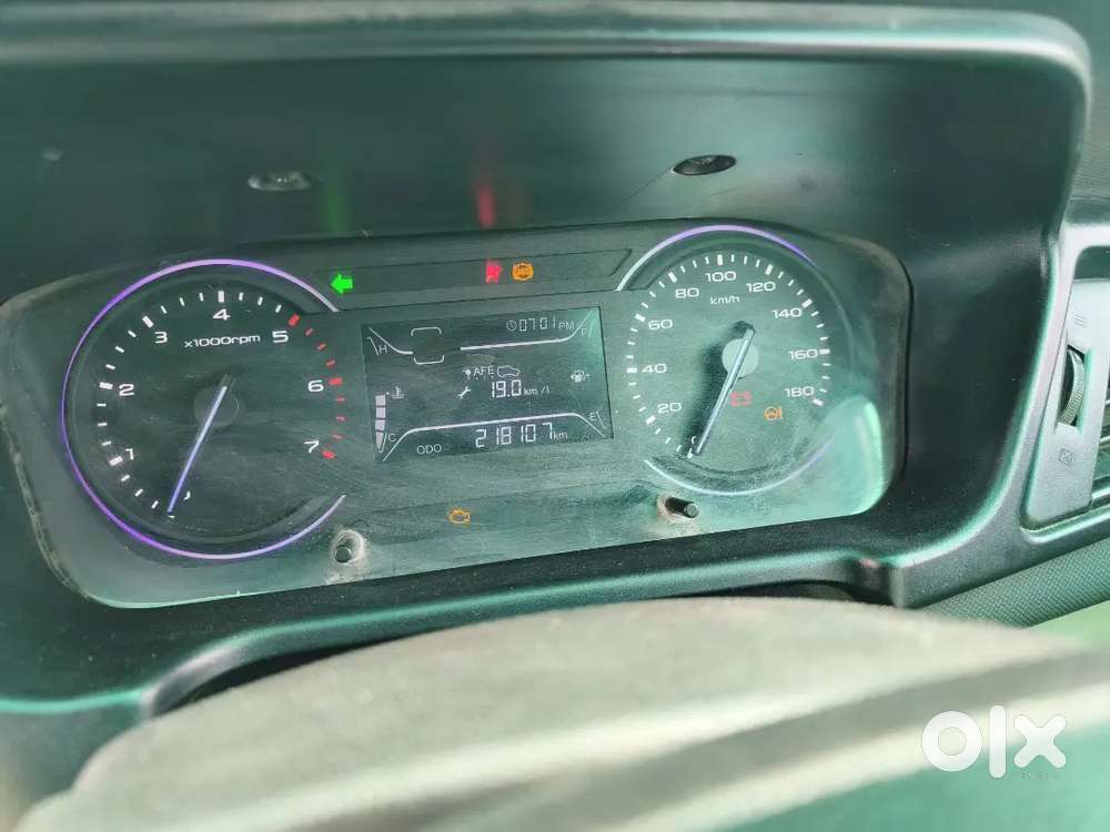 Mahindra Marazzo M4 2019 Diesel Manual