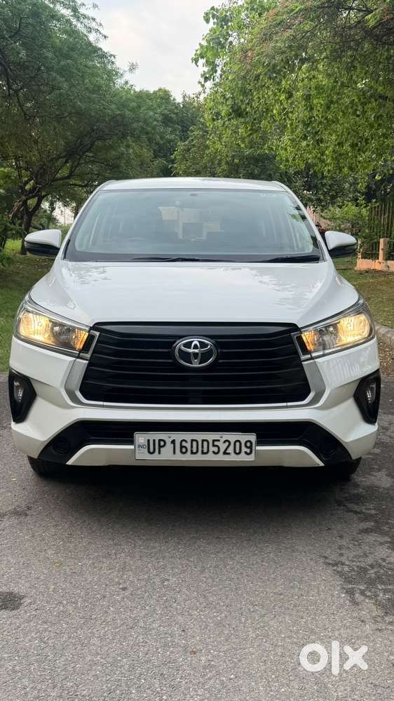 Toyota Innova Crysta [2020-ongoing] 2.4 Gx 7 Str, 2022, Diesel