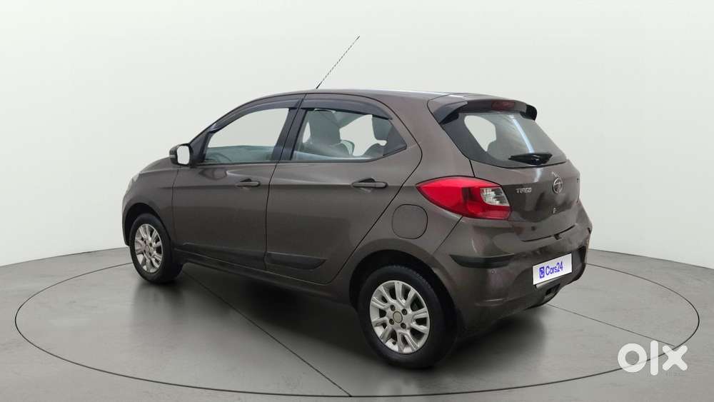 Tata Tiago 1.2 Revotron Xza, 2018, Petrol