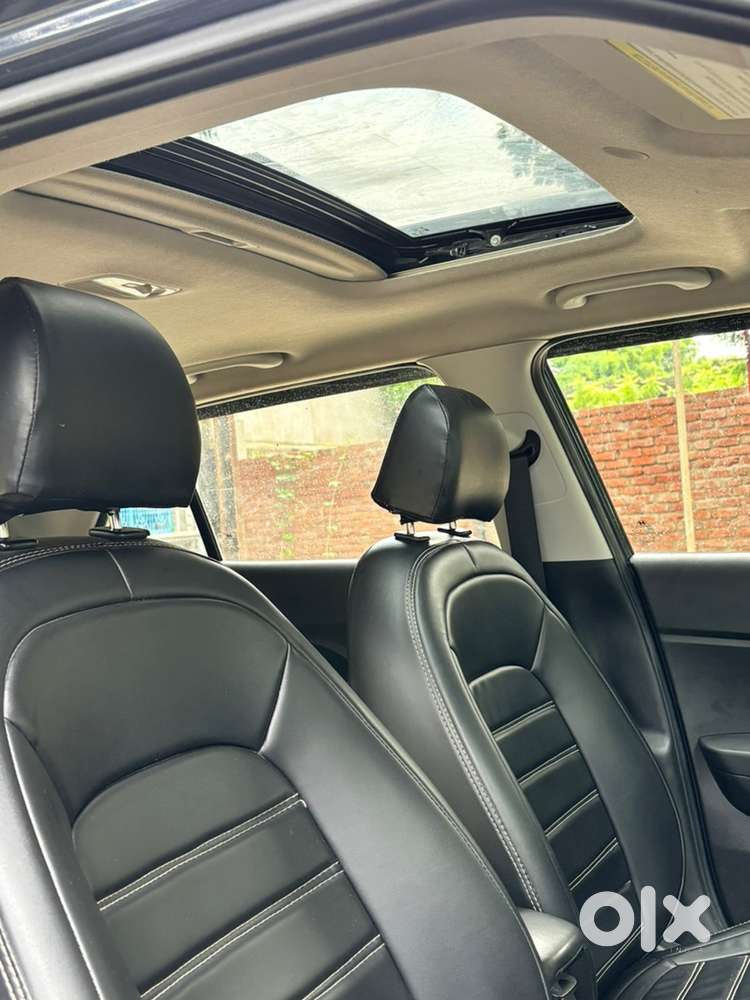 Hyundai Venue Petrol 2022