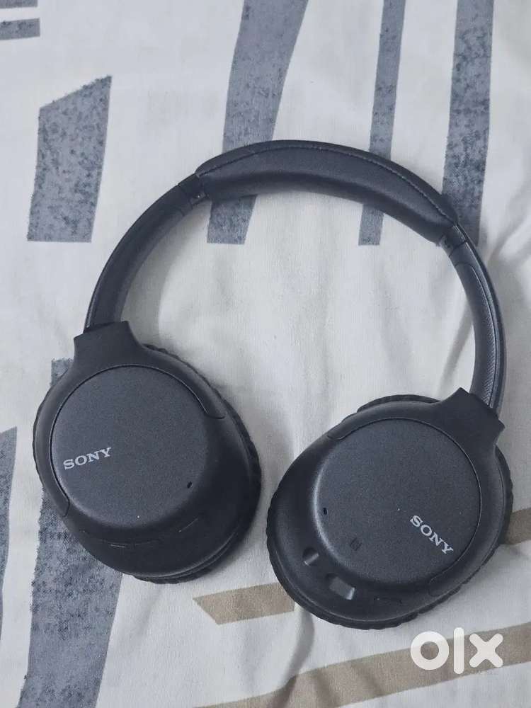 Sony WH CH710N