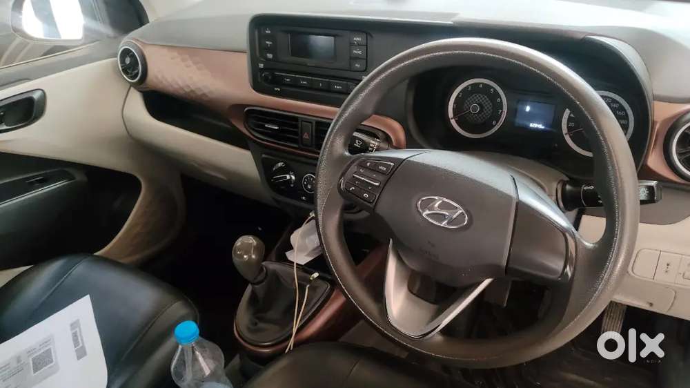 Hyundai Aura 2022 Petrol And Cng 62000 Km Driven A