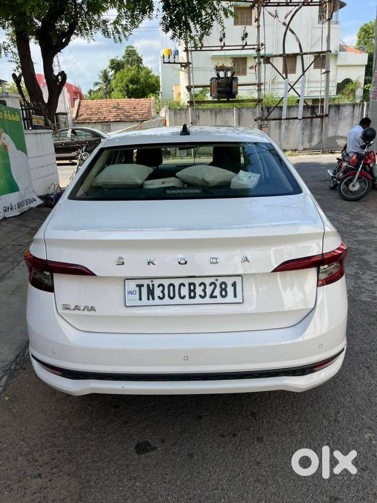Skoda Slavia 1.0 Ambition Tsi, 2022, Petrol