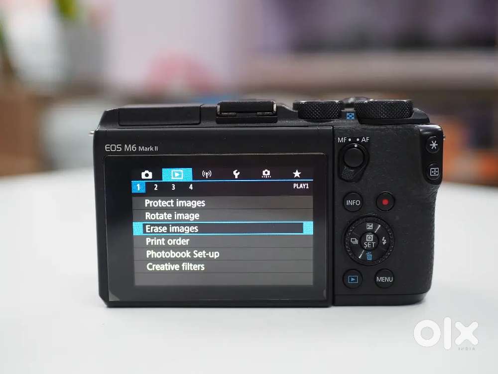 Canon EOS M6 Mark ii with 15-45mm STM lens - Cameras & Lenses in