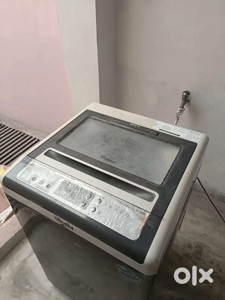 WHIRLPOOL WASHING MACHINE
