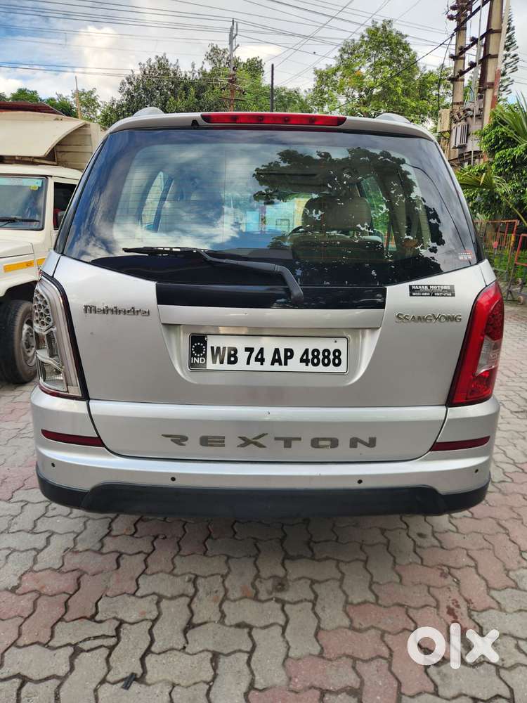 Mahindra Rexton, 2017, Diesel