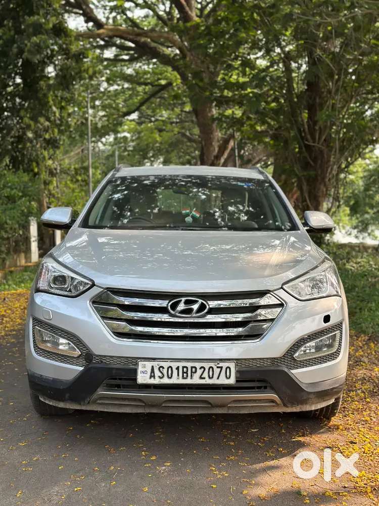 Hyundai Santa Fe 2014 Diesel 93000 Km Driven