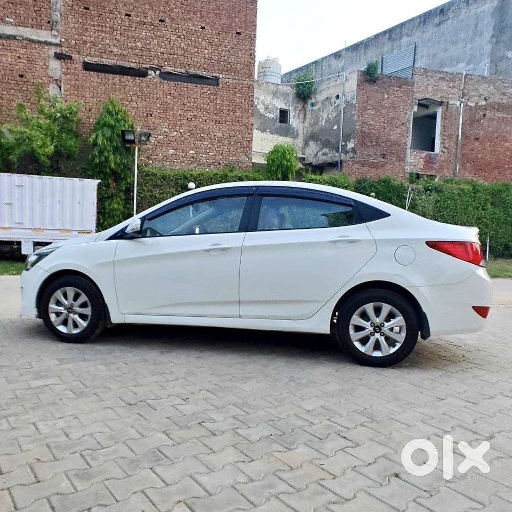 Hyundai Verna [ ] Fluidic 4s 1.6 Vtvt S (o) Mt, 2015, Petrol