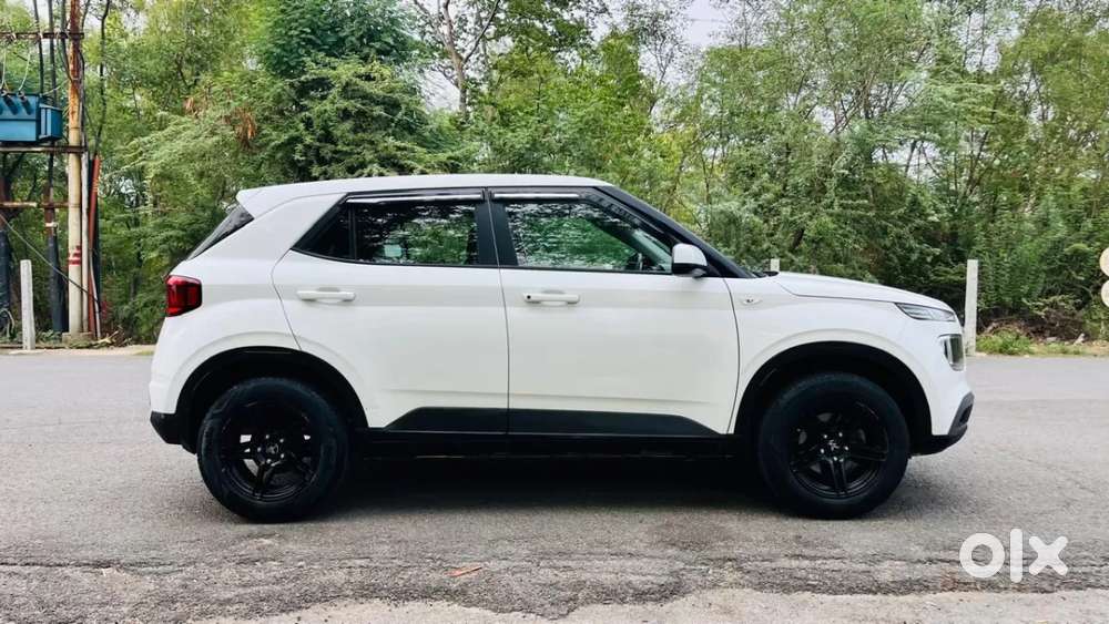 Hyundai Venue E 1.2 Petrol, 2021, Petrol