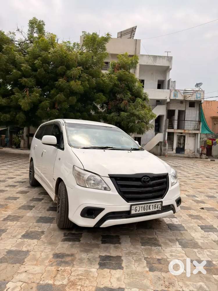Toyota Innova 2013 Diesel Well Maintained
