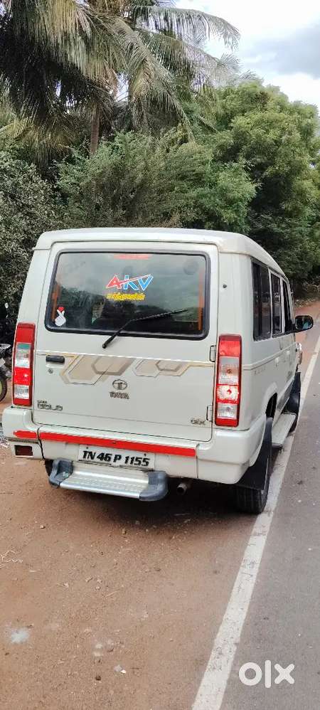 Tata Sumo Gold 2013