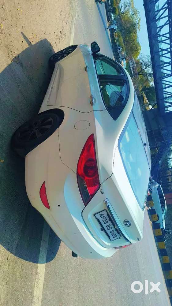 Hyundai Verna 2011 Diesel 118000 Km Driven