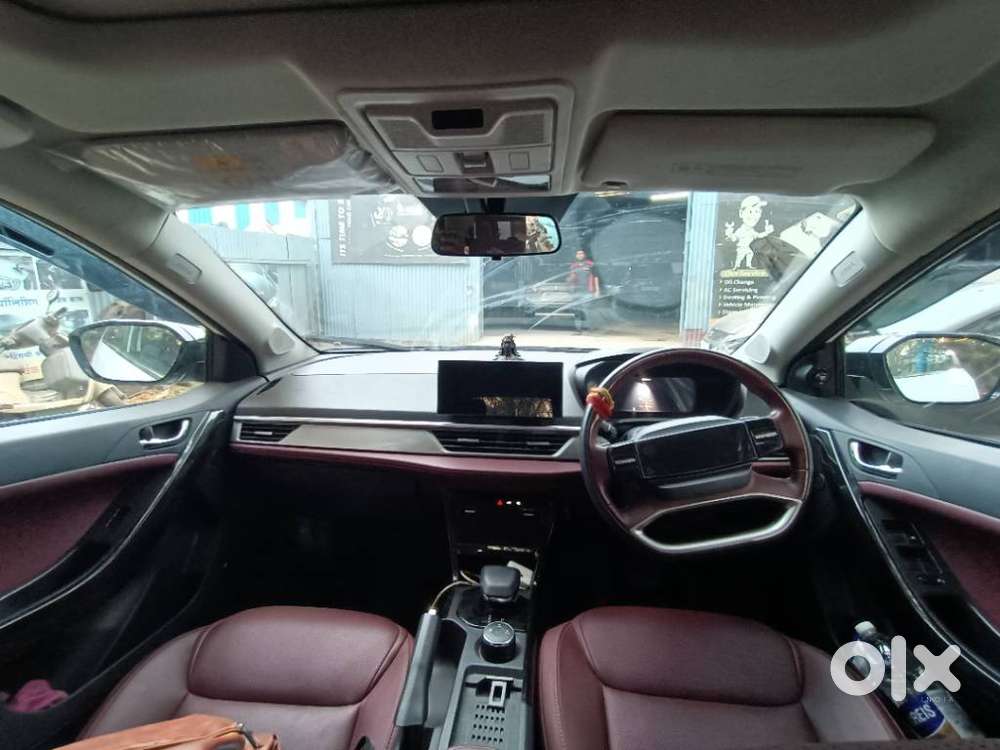 Tata Curvv Accomplished Plus A 1.2 Hyperion Gdi Petrol 6mt, 2025, Pe..