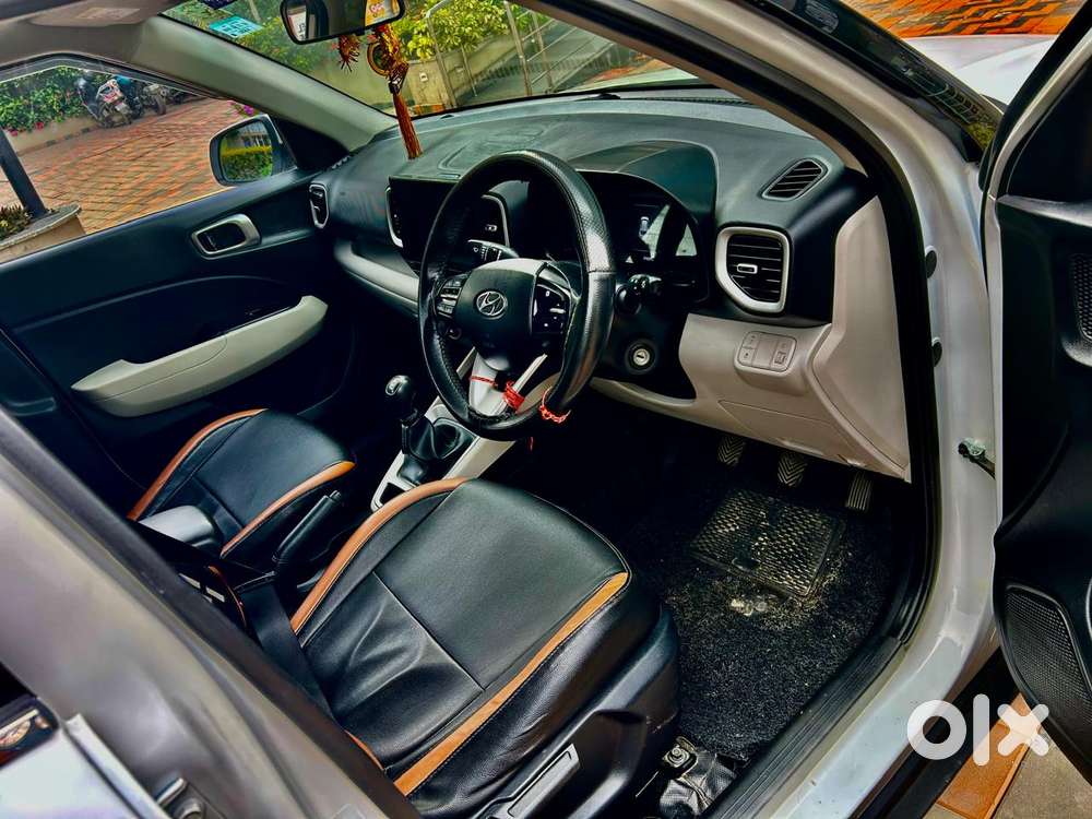 Hyundai Venue 1.2 S (o), 2023, Petrol
