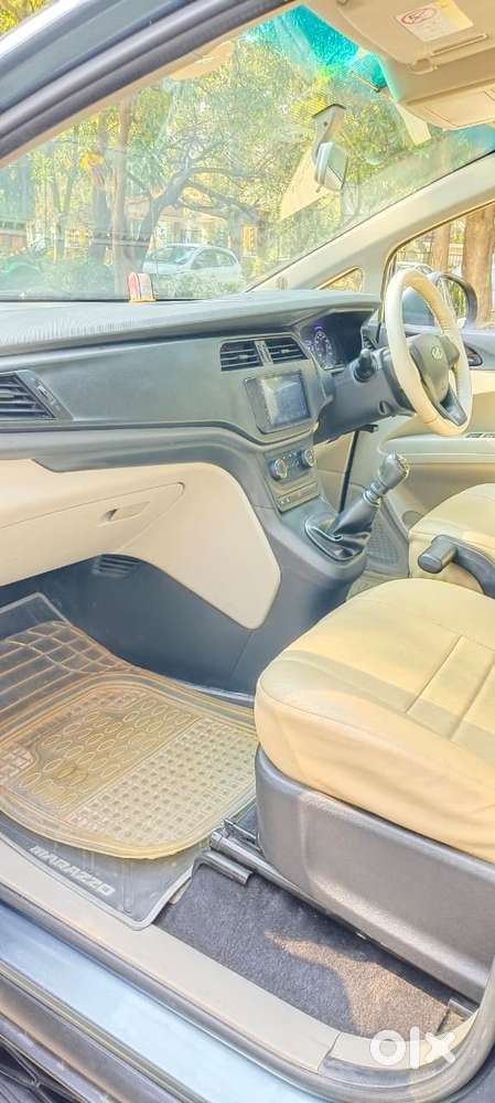 Mahindra Marazzo M2, 2018, Diesel