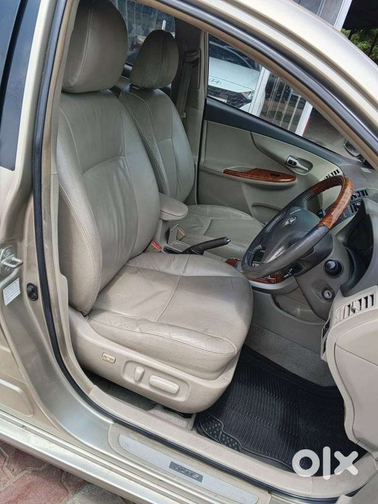 Toyota Corolla Altis Vl, 2010, Petrol