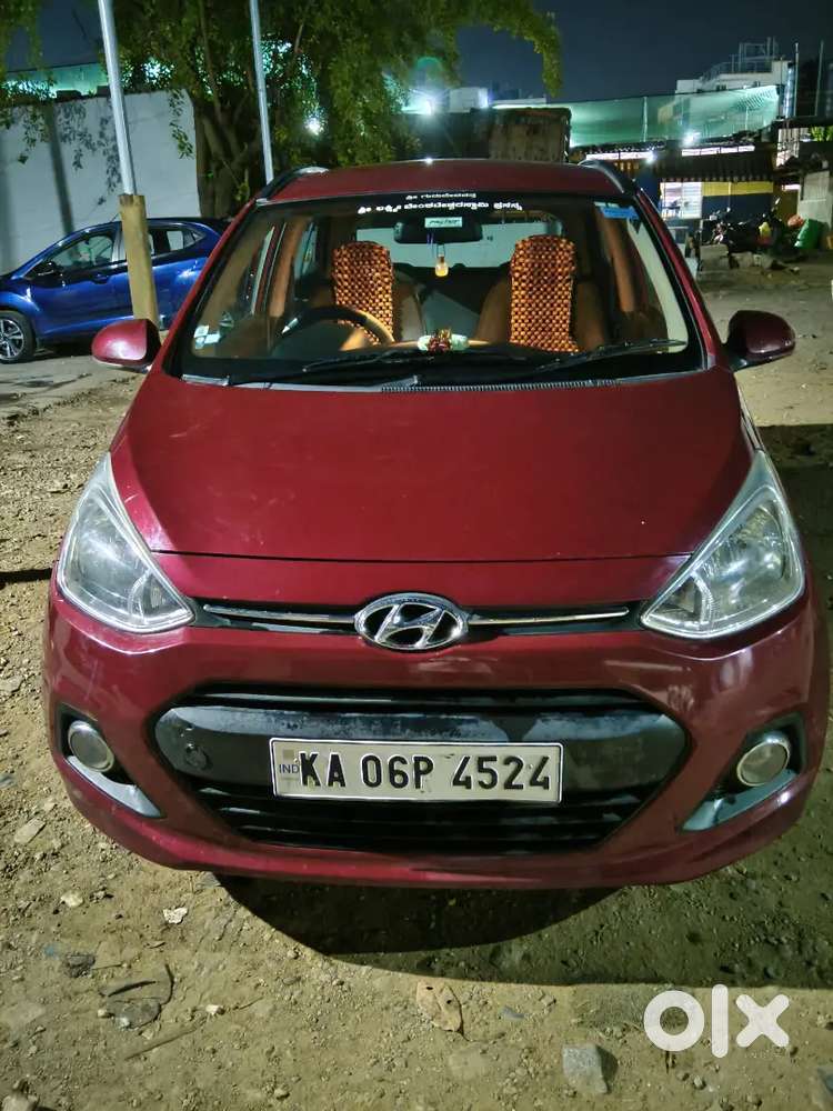 Hyundai Grand I10 2017 Petrol 121000 Km Driven