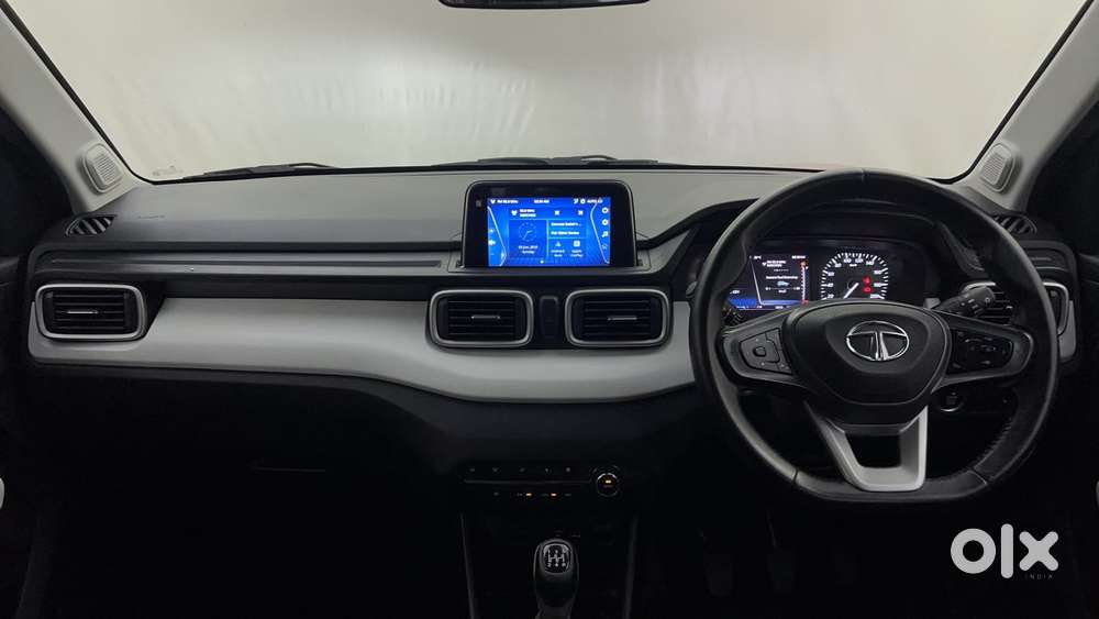 Tata Punch Creative Dual Tone Mt Sunroof, 2023, Petrol