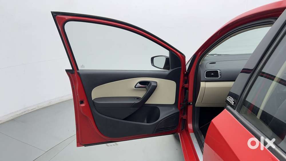 Skoda Rapid 1.6 Mpi At Style, 2016, Petrol