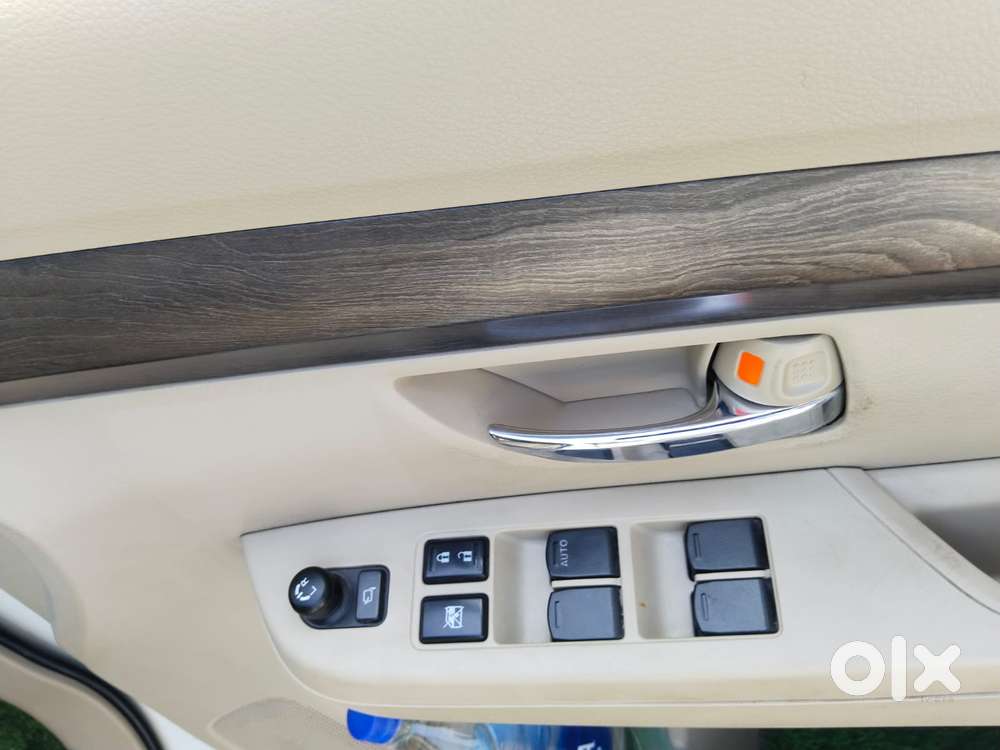 Maruti Suzuki Ertiga 1.5 Zxi Plus, 2025, Cng & Hybrids