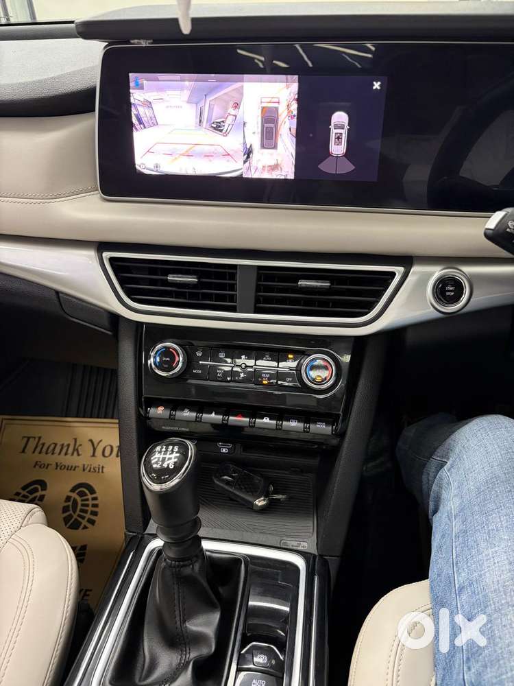 Mahindra Xuv700 2.2 Ax 7 Diesel Mt Luxury Pack Str, 2023, Diesel