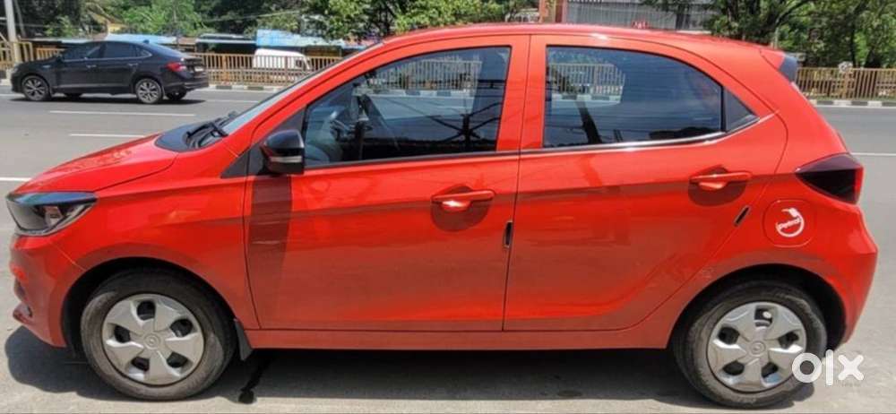 Well-maintained Tata Tiago Xt(o)  Extended Tata Warranty Included