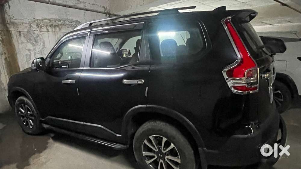 Mahindra Scorpio-n 2024 Petrol Variant Z4