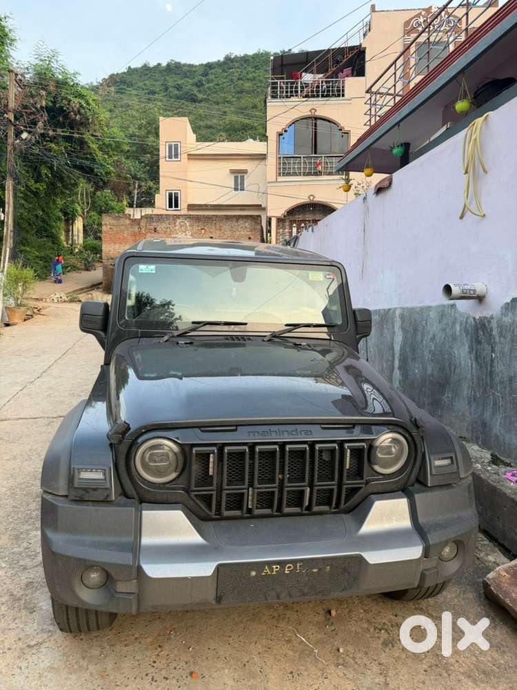 Mahindra Thar Roxx Petrol 2026