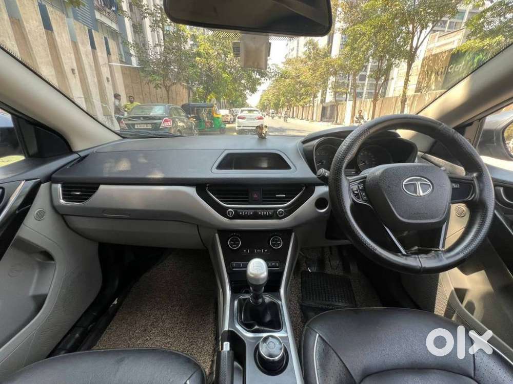Tata Nexon 1.2 Revotron Xt, 2019, Petrol