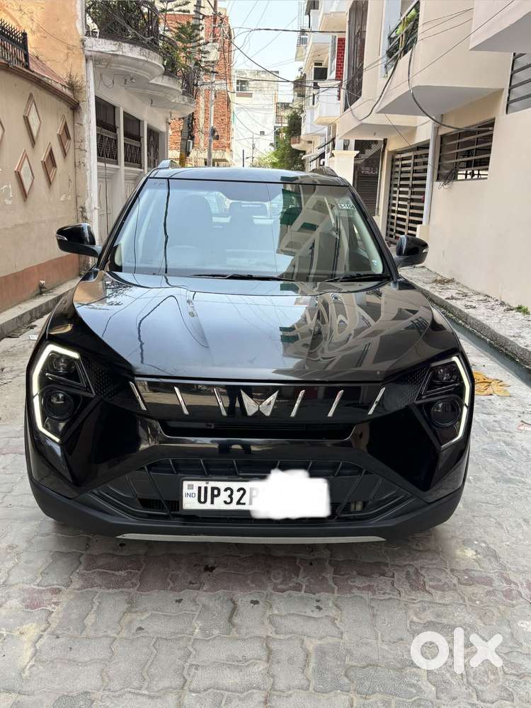 Mahindra Xuv 3xo Ax5 Ds Mt, 2024, Diesel