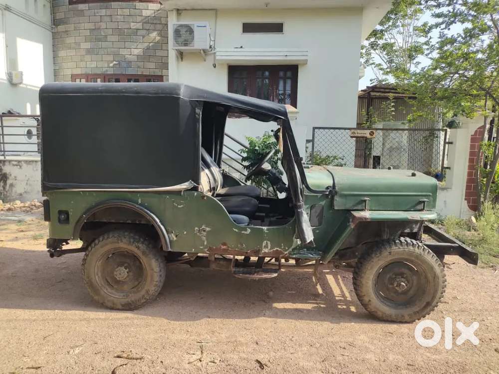 Mahindra Jeep 1988