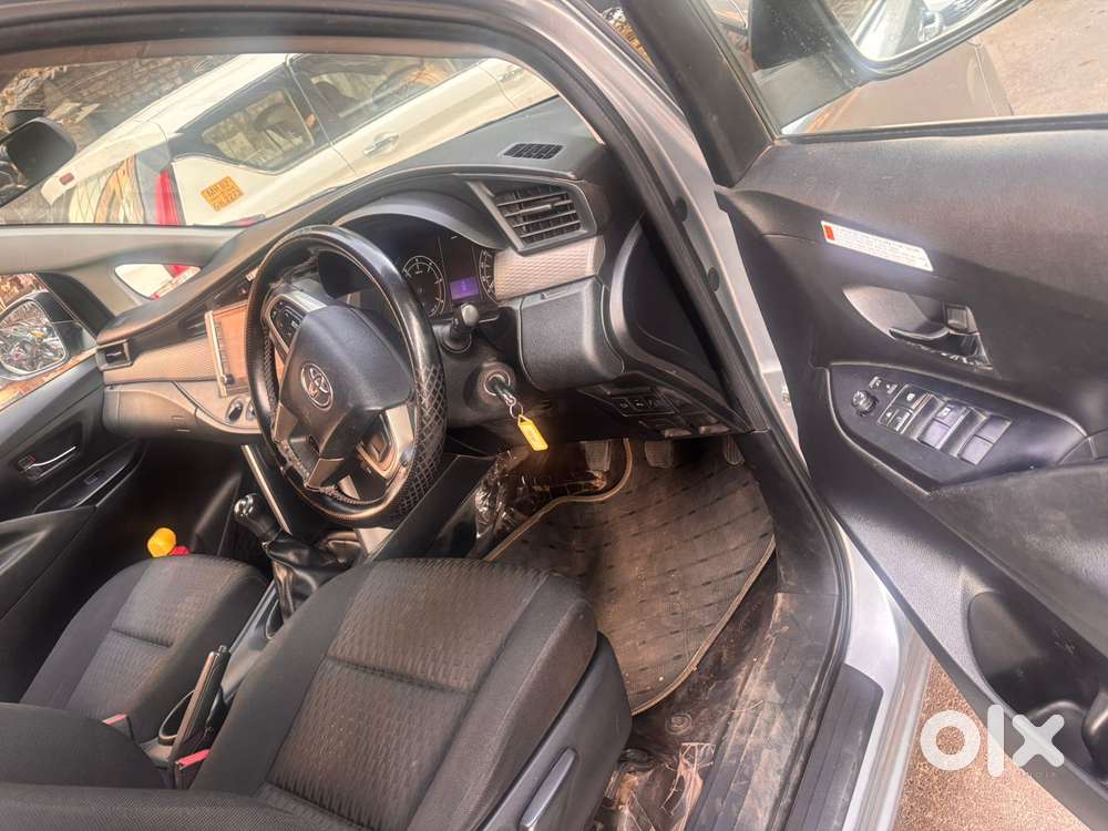 Toyota Innova Crysta [2020-ongoing] 2.4 Gx 7 Str, 2022, Diesel