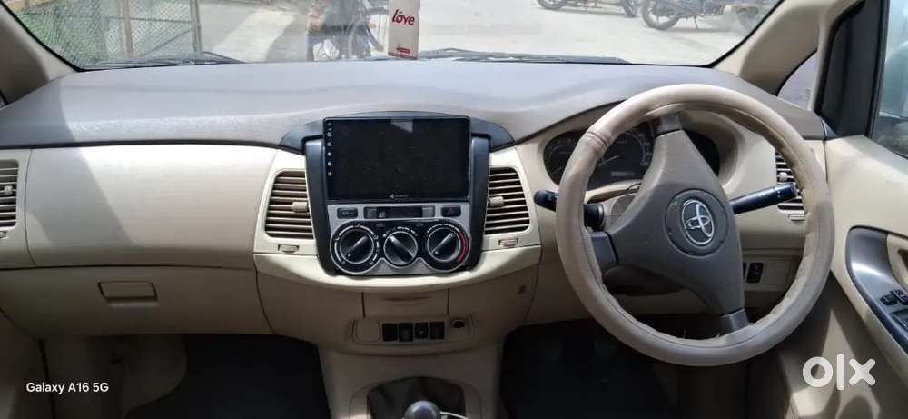 Toyota Innova 2005 Diesel Well Maintained