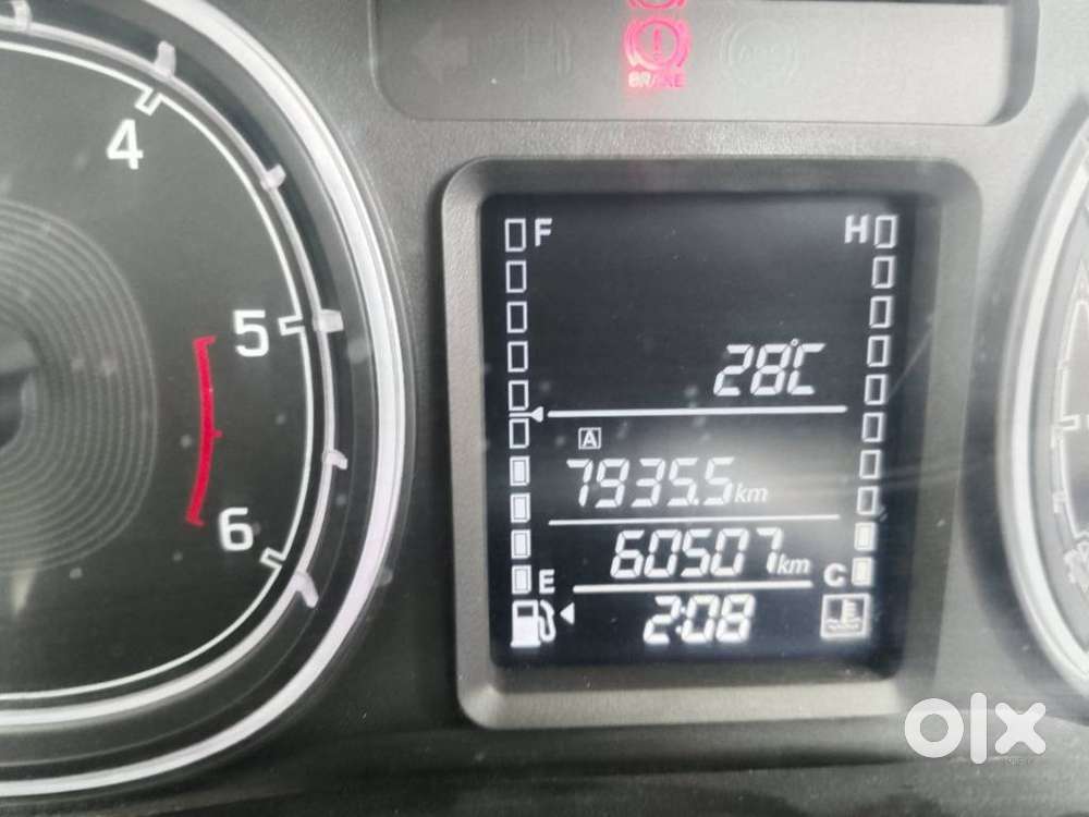 Maruti Suzuki Brezza Zdi+ Dual Tone, 2018, Diesel