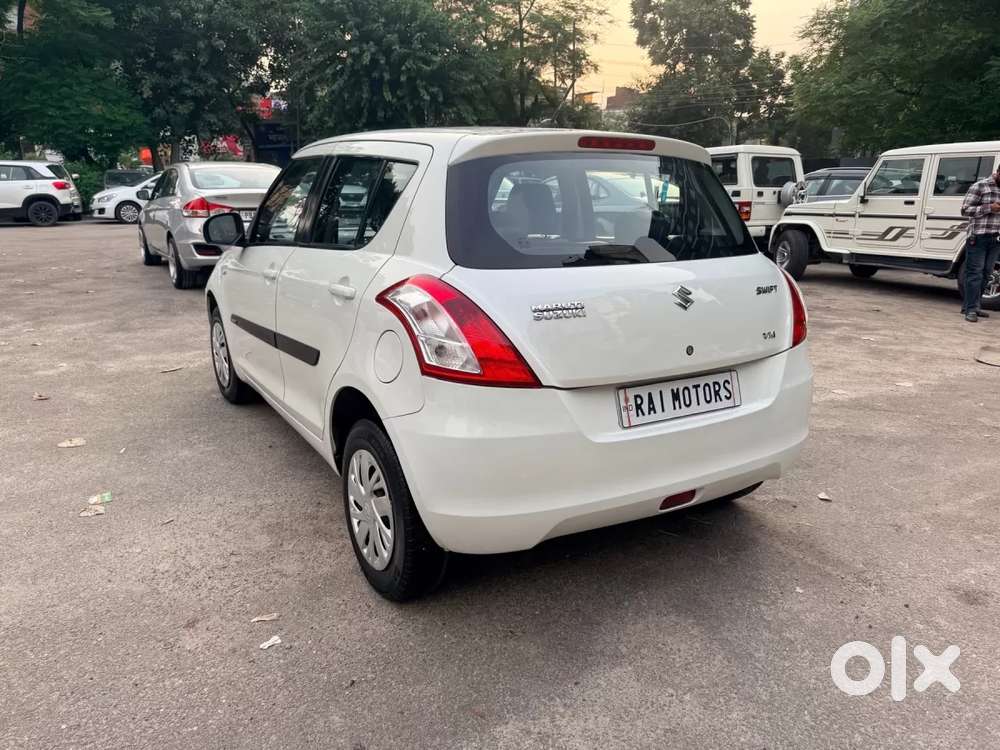 Maruti Suzuki Swift Vxi, 2015, Petrol