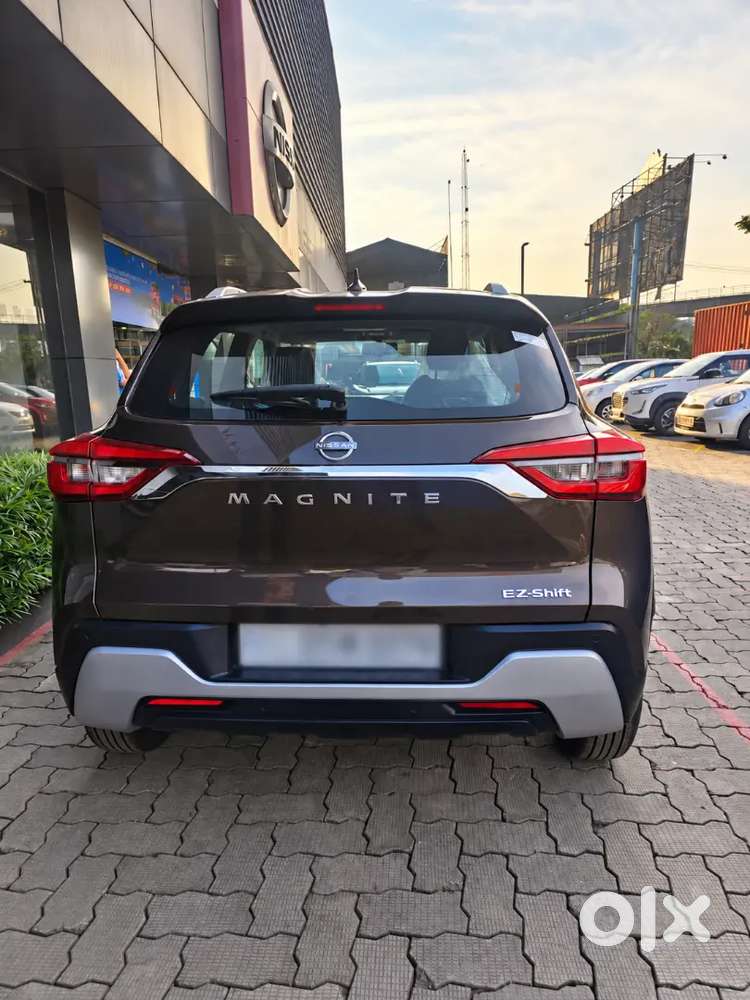 Nissan Magnite Well Maintained 2023 Automatic Petrol 18900 Km Driven