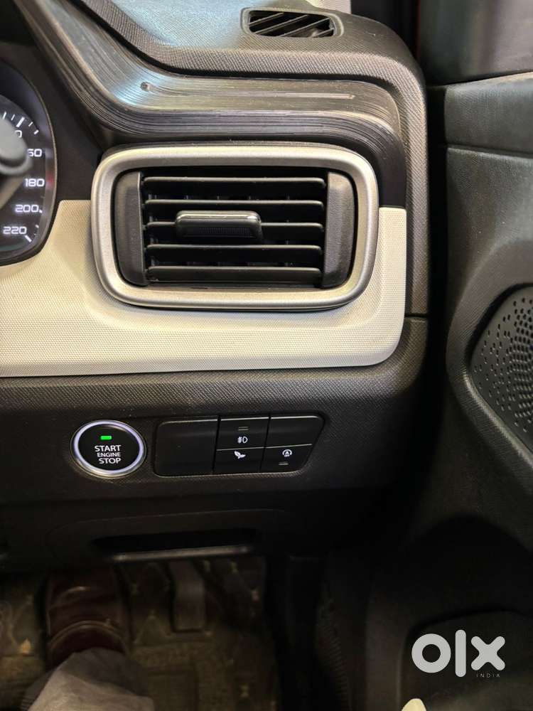 Tata Punch 1.2 Revotron Accomplished Dazzle Pack Mt, 2022, Petrol