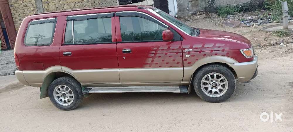 Chevrolet Tavera 2012 Diesel 150000 Km Driven