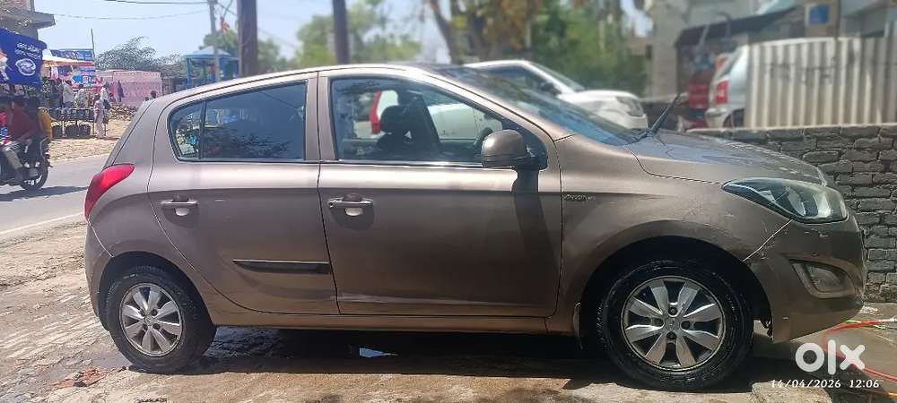 Hyundai I20 2013 Petrol 103000 Km Driven