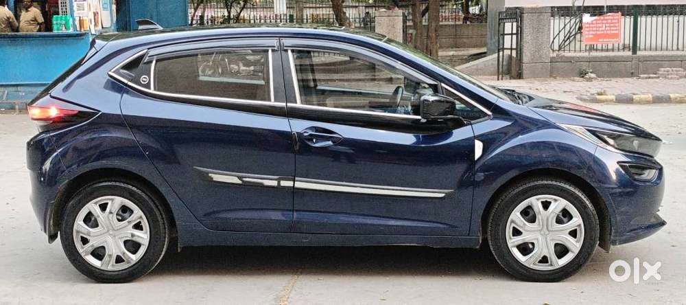 Tata Altroz 1.2 Xm Plus, 2023, Cng & Hybrids