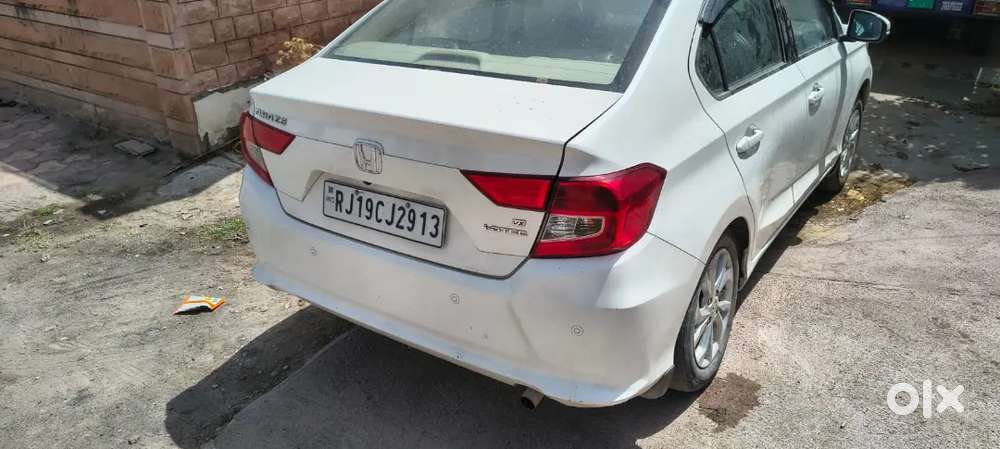 Honda Amaze 2nd Gen 2019 Diesel 102061 Km Driven. 25+kmpl Mileage