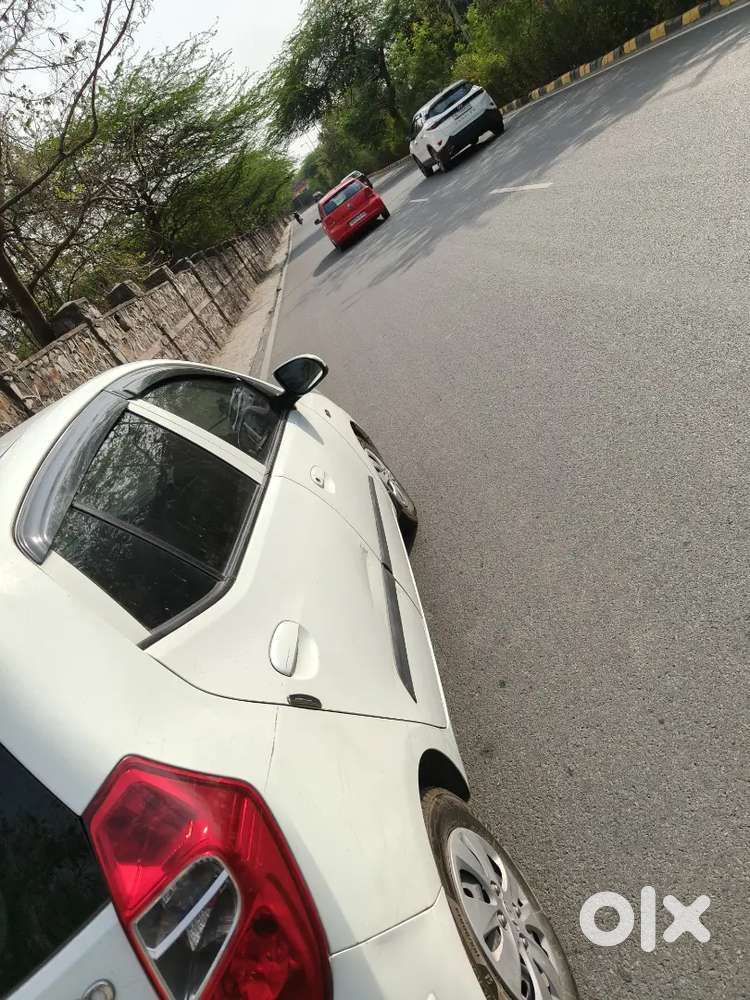 Hyundai I10 Best Car, High End Music System With Latest Accessories