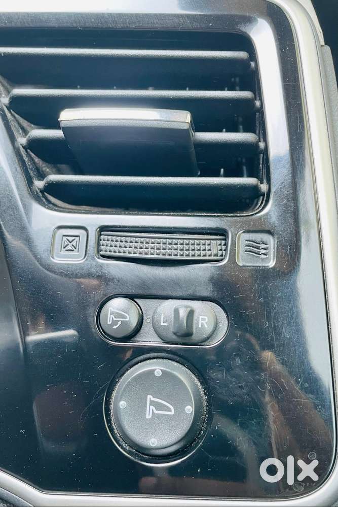 2017 Honda City 1.5 V (petrol) • Showroom Quality •