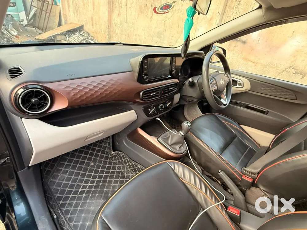 Hyundai Aura Sx 2023