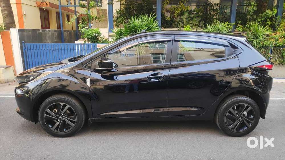 Tata Altroz 1.2 Xz Plus Dark Edition, 2023, Petrol