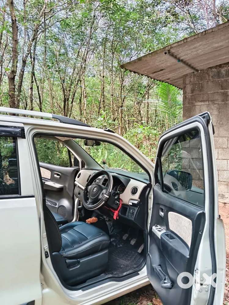 Maruti Suzuki Wagon R 2015 Petrol.