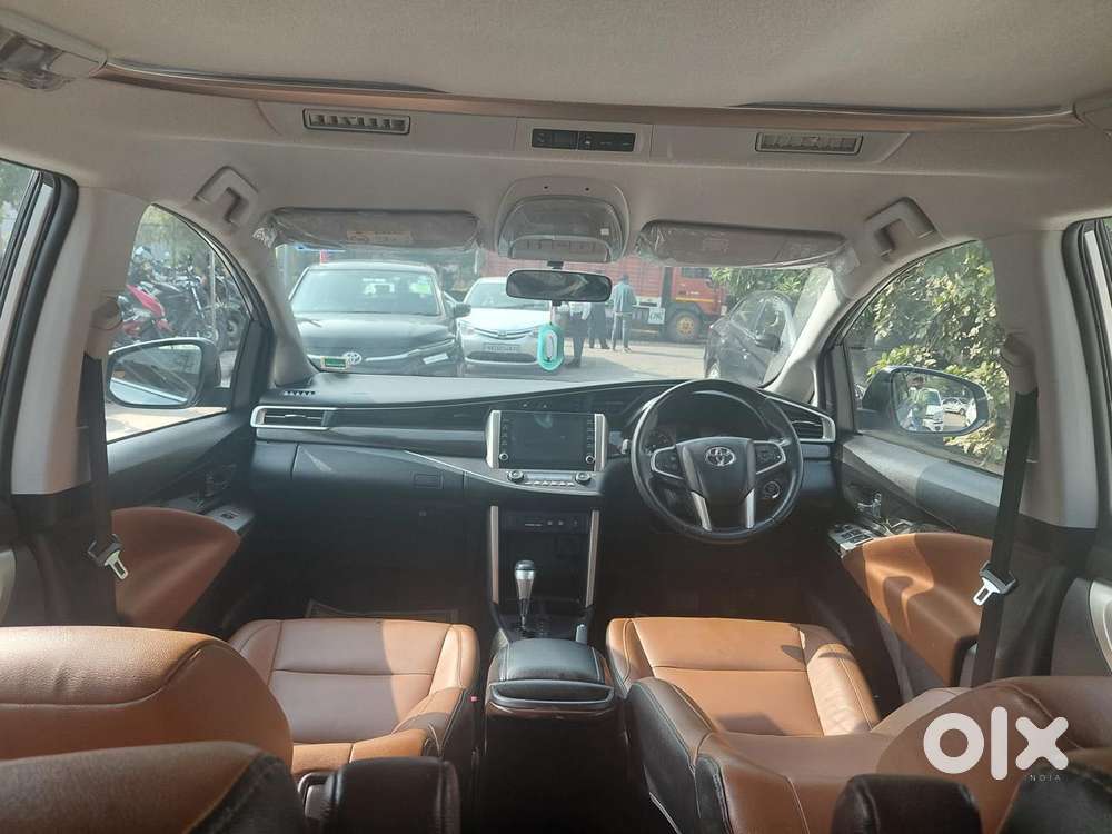 Toyota Innova Crysta, 2021, Petrol