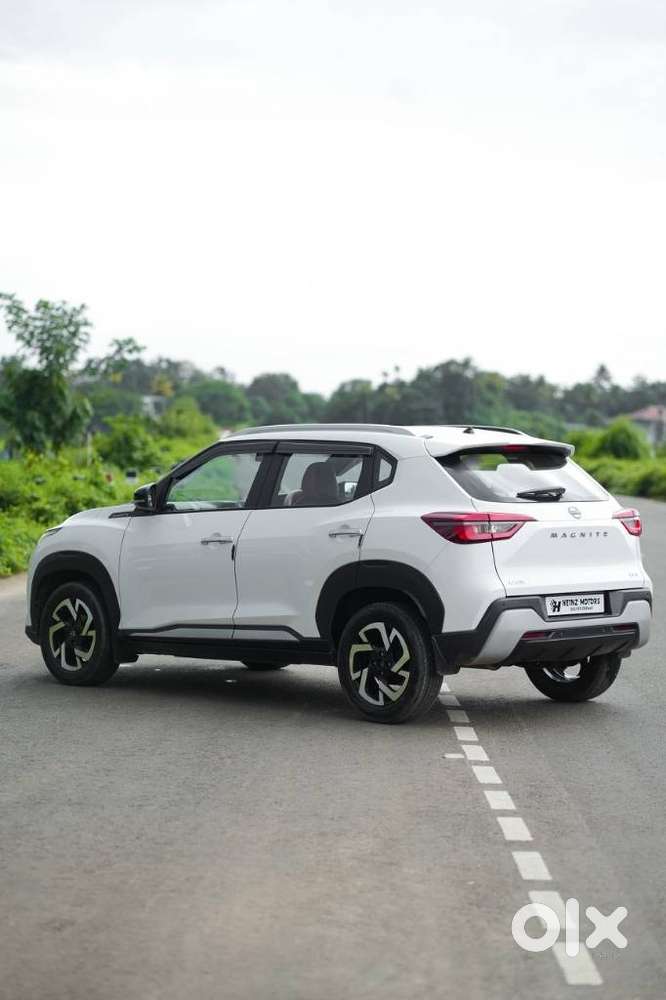 Nissan Magnite 1.0 Xv Turbo Cvt, 2024, Petrol